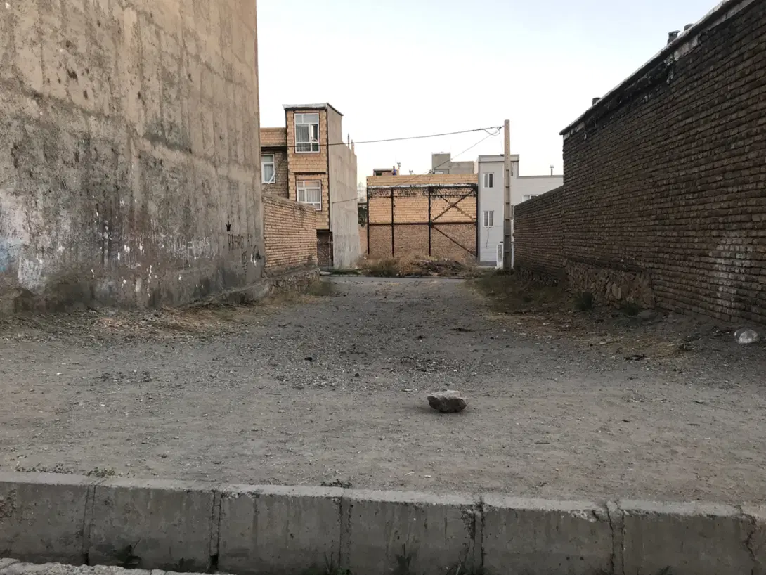 زمین مسکونی دو بر ، جنوبی