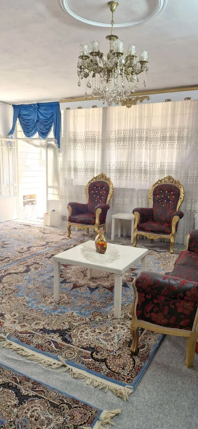 خانه ۹۰متری یه طبقه ویلایی