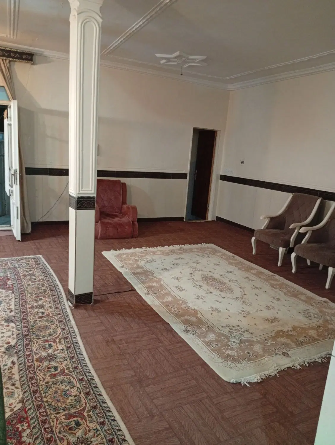 سویت ویلایی شهرک بهشتی روبه روی بیمارستان بعثت