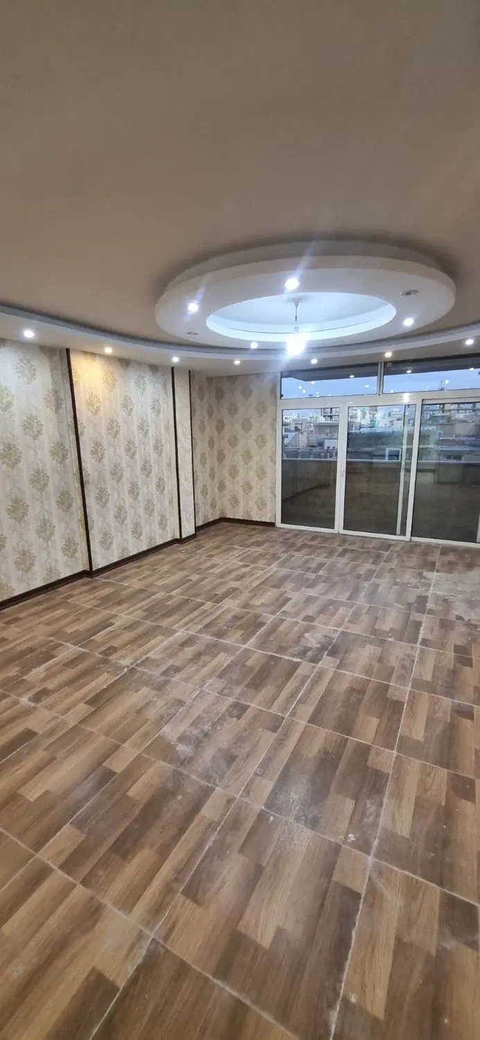 ۱۱۶متری ۳ خواب فول تک واحدی طبقه ۲از۳