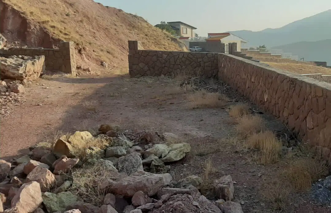 زمین ۱۲۰۰ متر مشاء