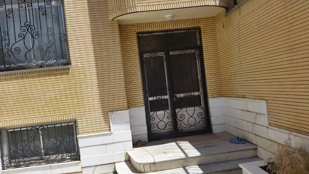 ساختمان کلنگی مابین رسالت وپزشکیان
