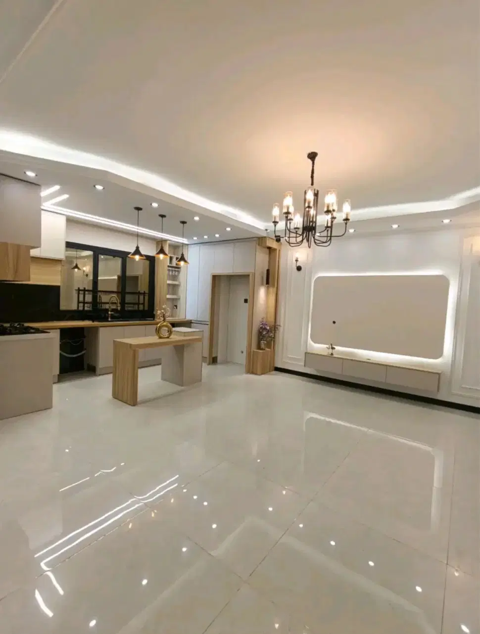 ۷۰متر_فول دیزاین_روبه افتاب_خوش نقشه_سندتکبرگ