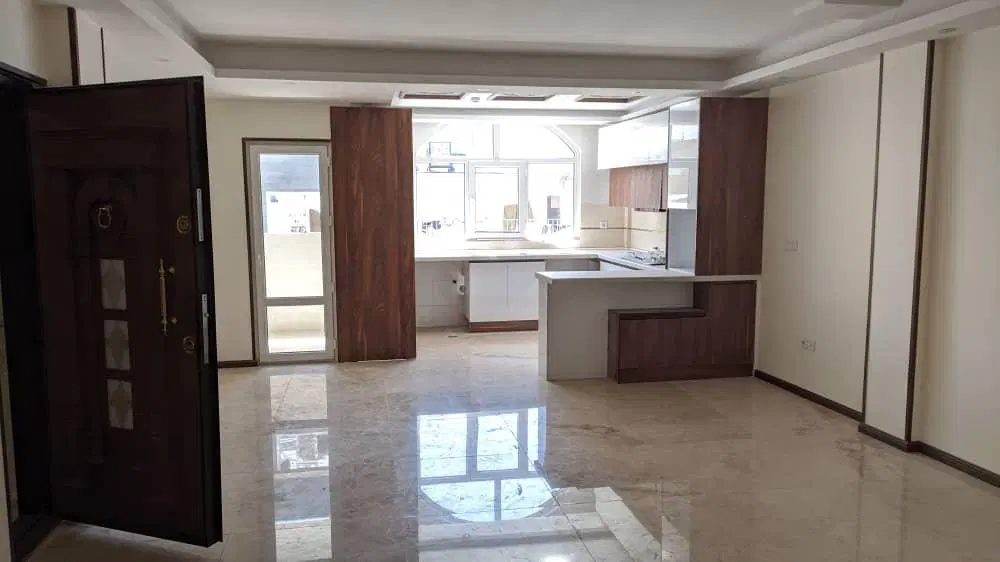 آپارتمان ۹۵متری کلیدنخورده(مناسب سرمایه گذاری)