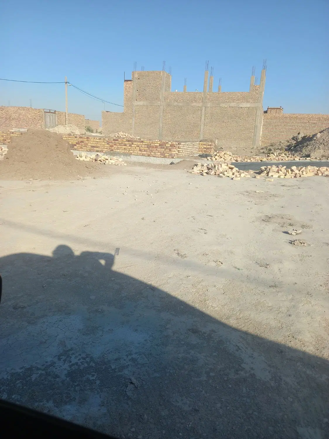 ۱۸۰متر زمین امام خمینی جنوبی
