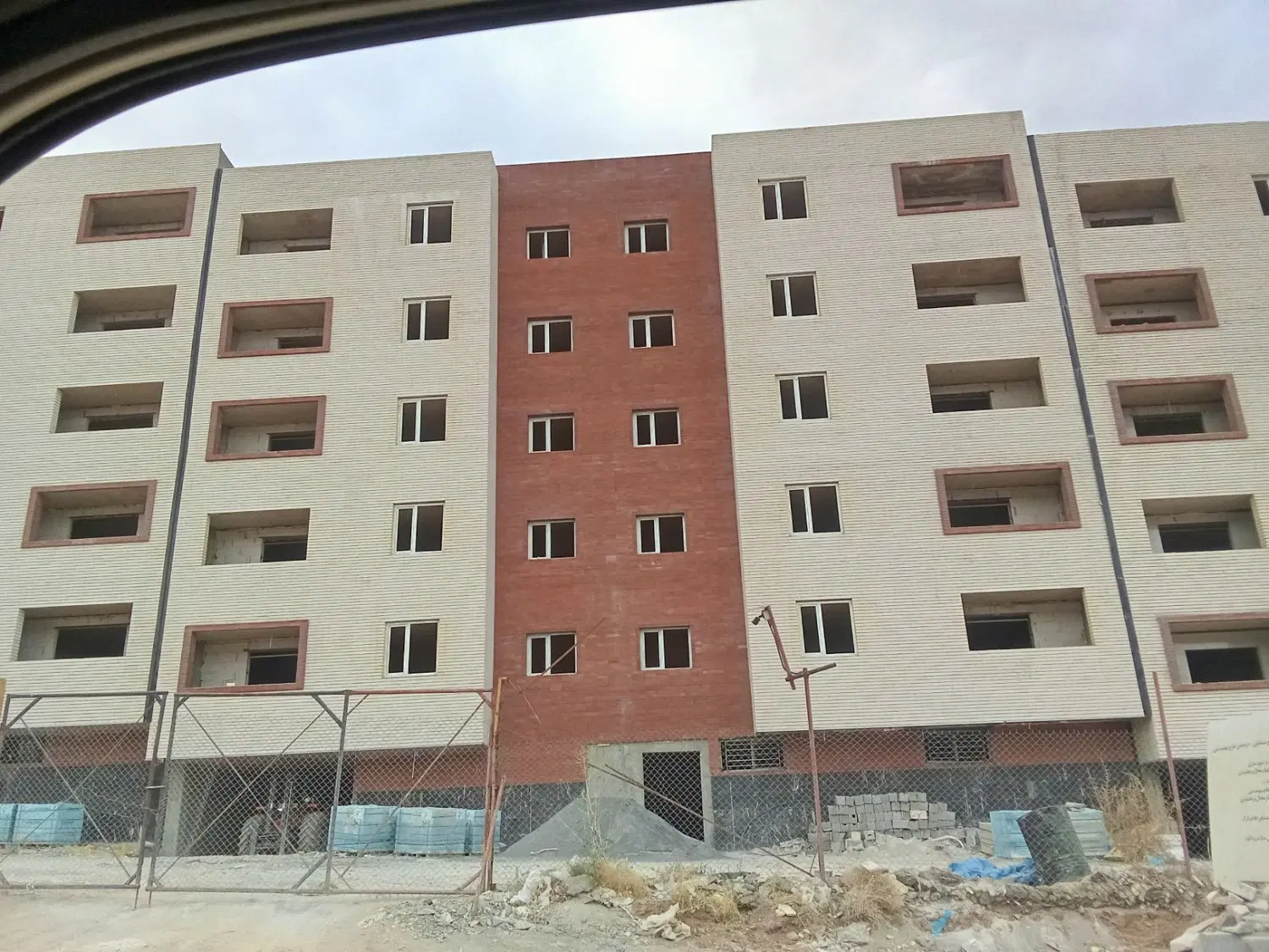 آپارتمان مسکن ملی شهرکرد