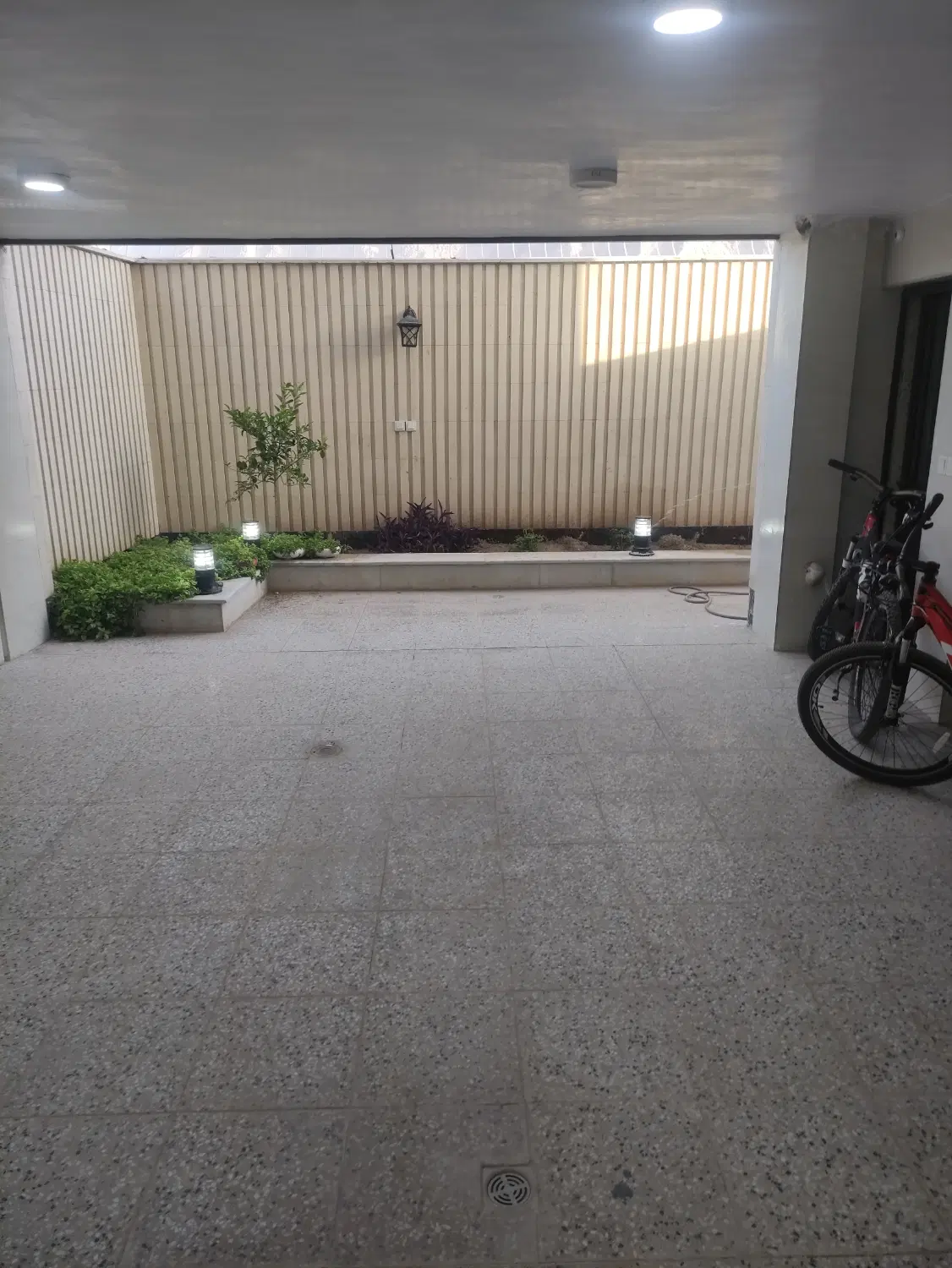 آپارتمان 135 متری سه خوابه