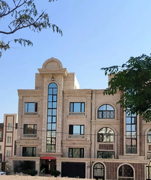 آپارتمان تخلیه ۸۴ متر سند دار فاز یک پرند