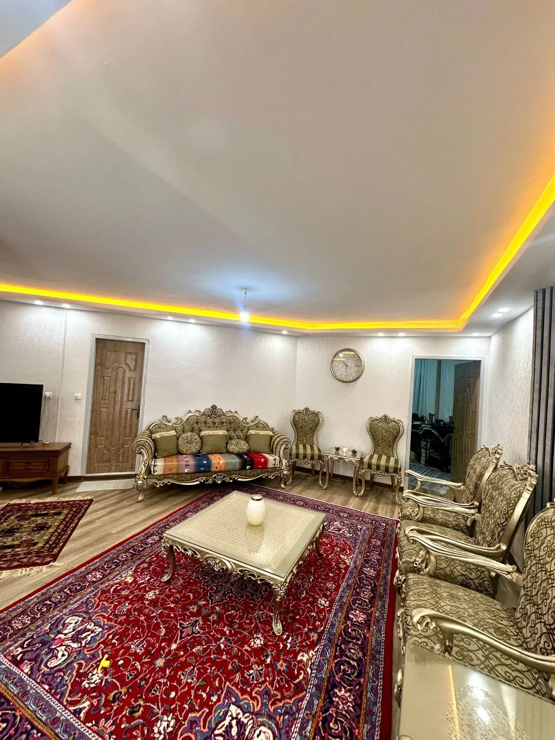 شهرصنعتی ۹۸متری طبقه اول