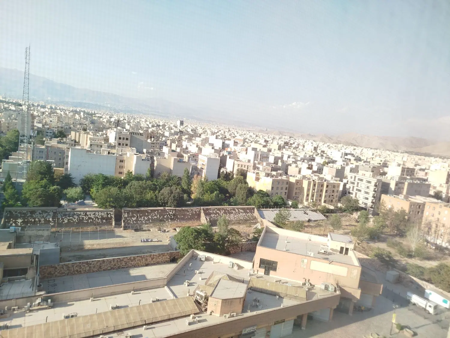 فروش واحد ۷۴ متری فول امکانات