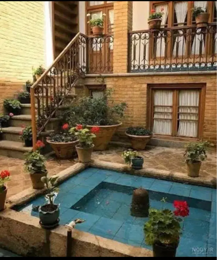 فروش کلنگی ۱۵۷ متر در سه طبقه
