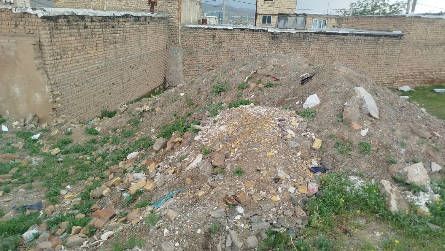 زمین مسکونی ۱۲۸ متر منبع اب یا خلیل اباد
