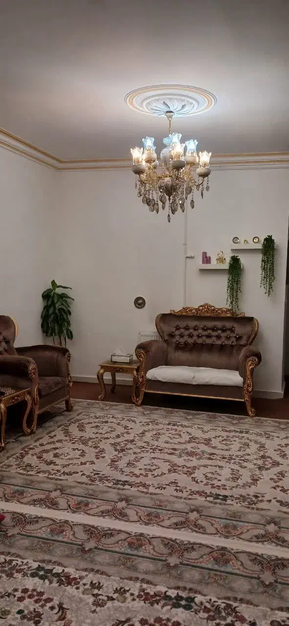 یک واحد آپارتمان  در شهرک نیایش