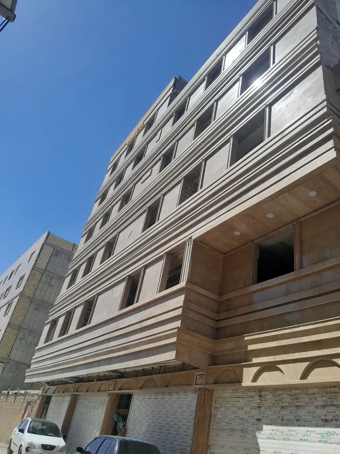 خواهان ملک مشارکت ساخت
