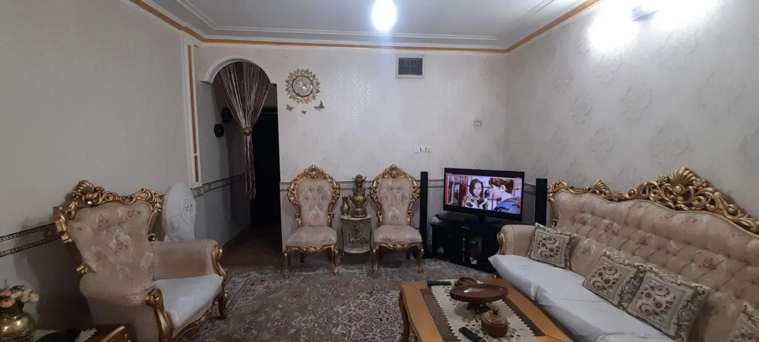 اپارتمان پشت شهرداری