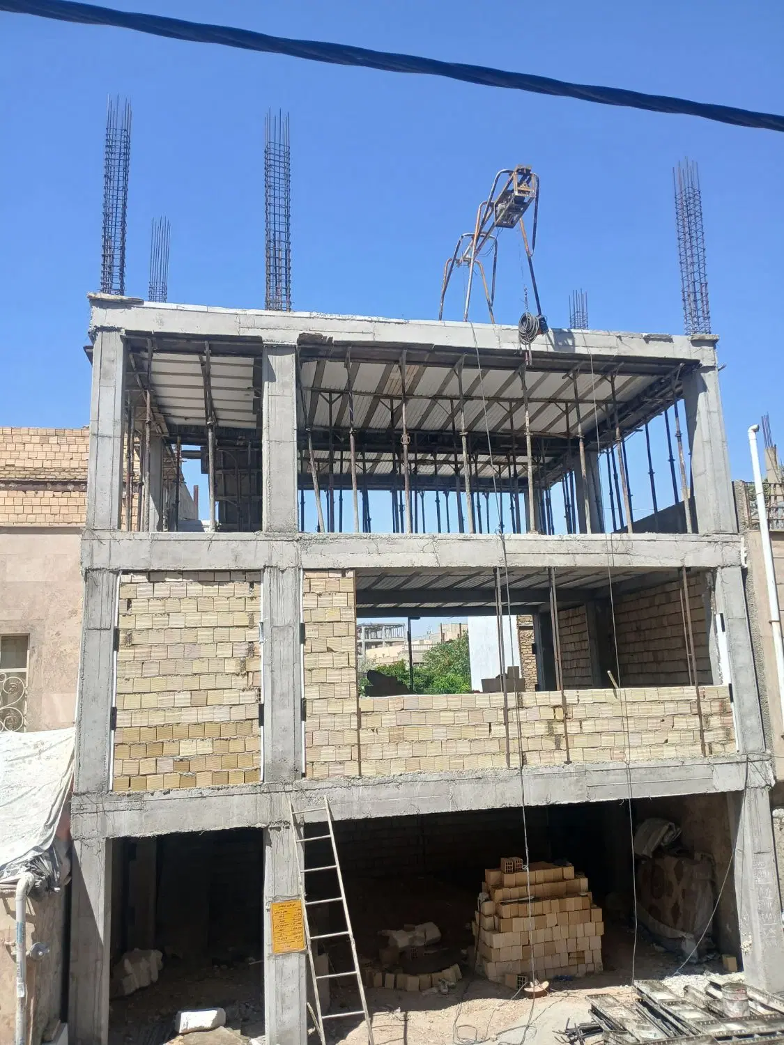 پیش فروش واحد بتونی صفادشت تک واحدی