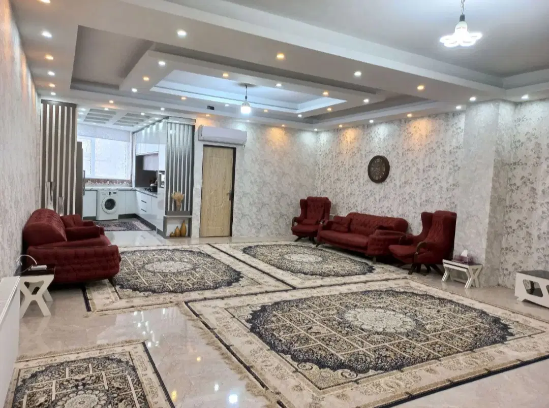 آپارتمان ۱۲۰ متری خوش‌نقشه و دلباز