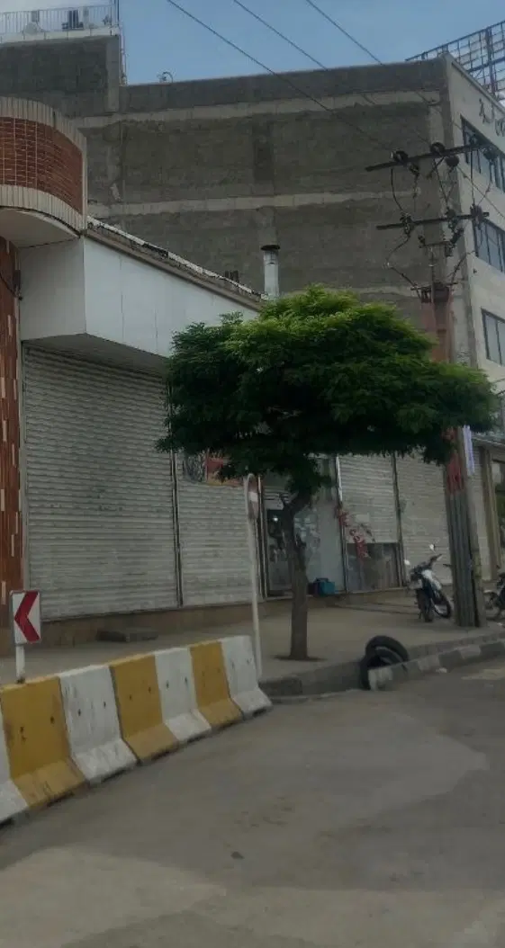 فروش مغازه ۳۰متری بر بلوار بهشتی دارای بالکن