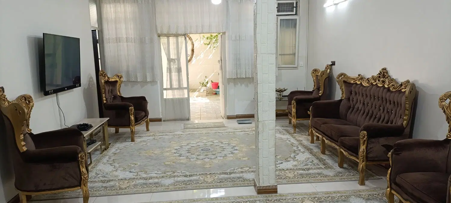 ۱۰۰ متر ،واحد همکف،دو کله،راه جدا، ماشین رو