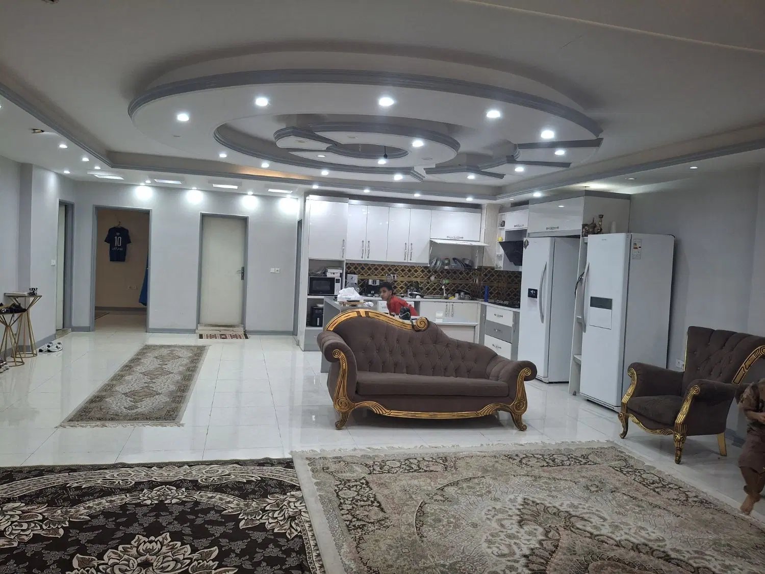 فروش واحد آپارتمان 158 متری طبقه ی پنج