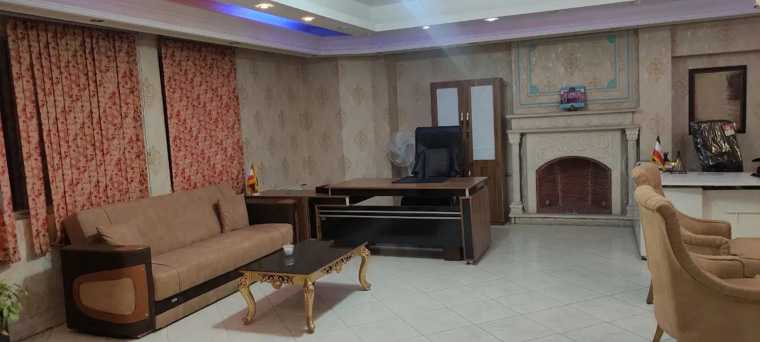 اجاره  سالن از یک واحد اداری