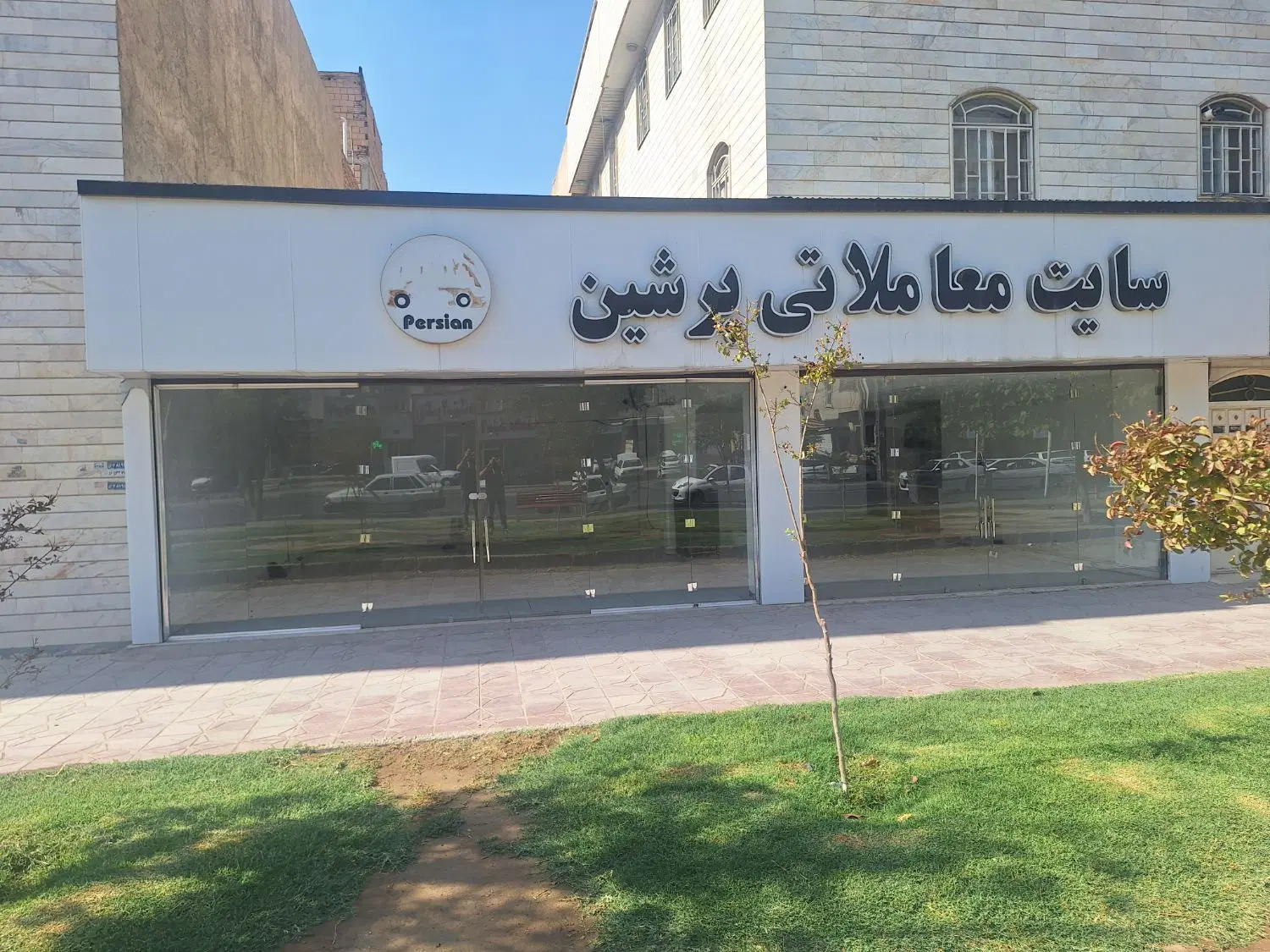 اجاره مغازه ۱۰۰ متری گلها