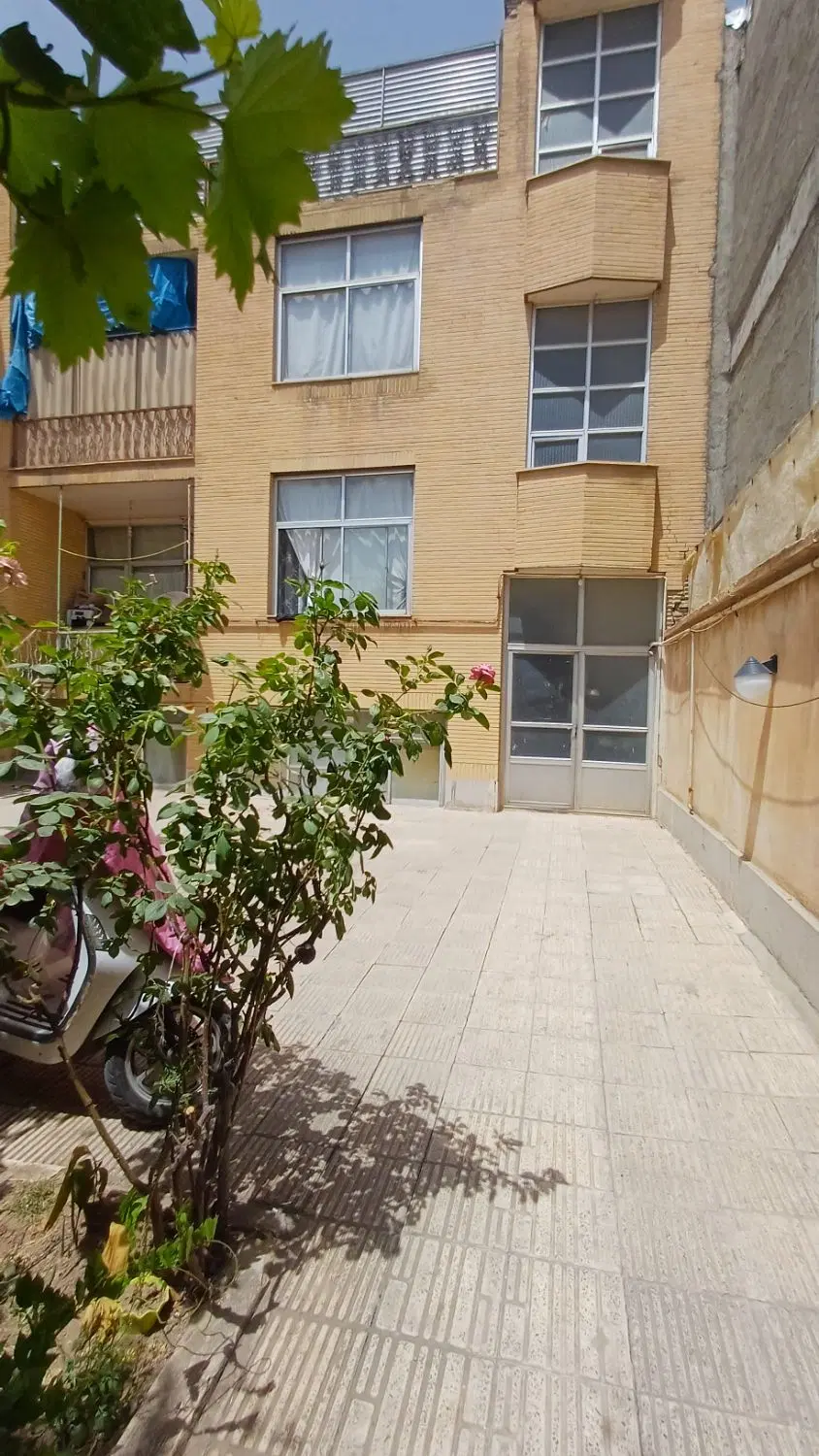 فروش ساختمان مسکونی