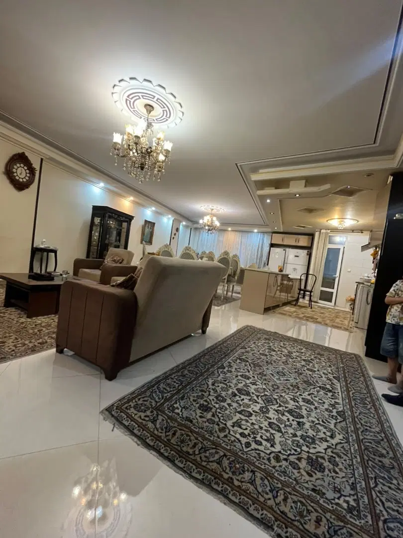 ۱۳۵متر ۳خواب_تاپ لوکیشن_فول امکانات_تکواحد