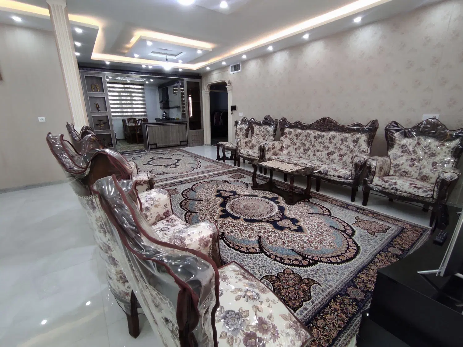 فروش ملک مستقل۱۸۰ متری دوطبقه(شهرک نبئ)