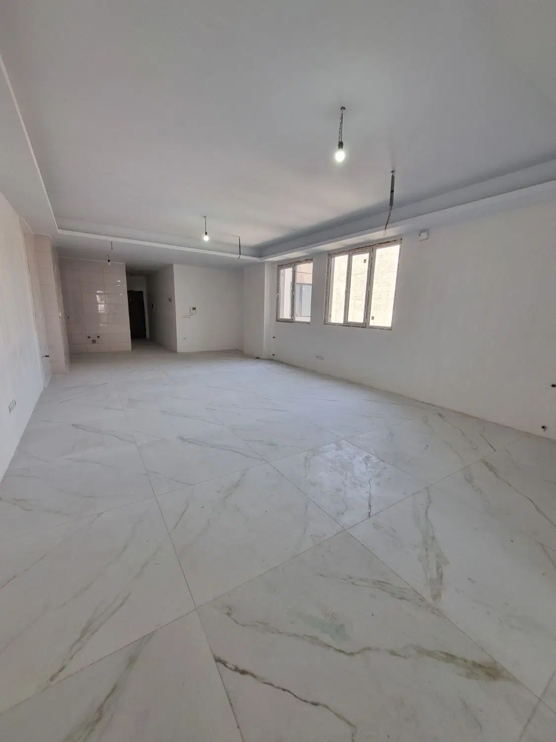 آپارتمان ۱۰۸متری دوخواب کلیدنخورده فول