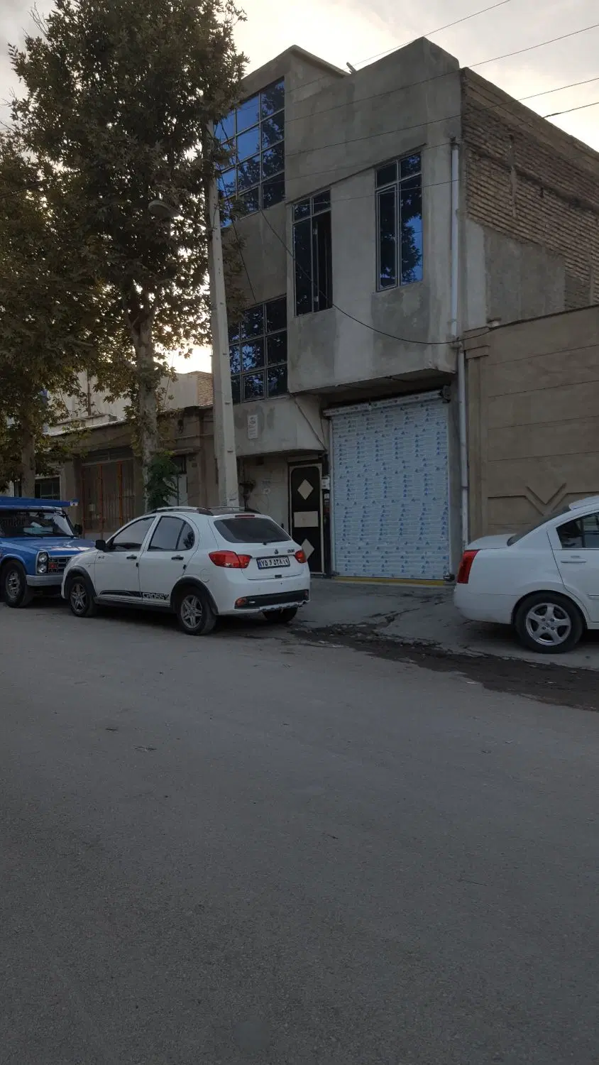 خانه دوطبقه آپارتمانی شش دانگ نقلیه