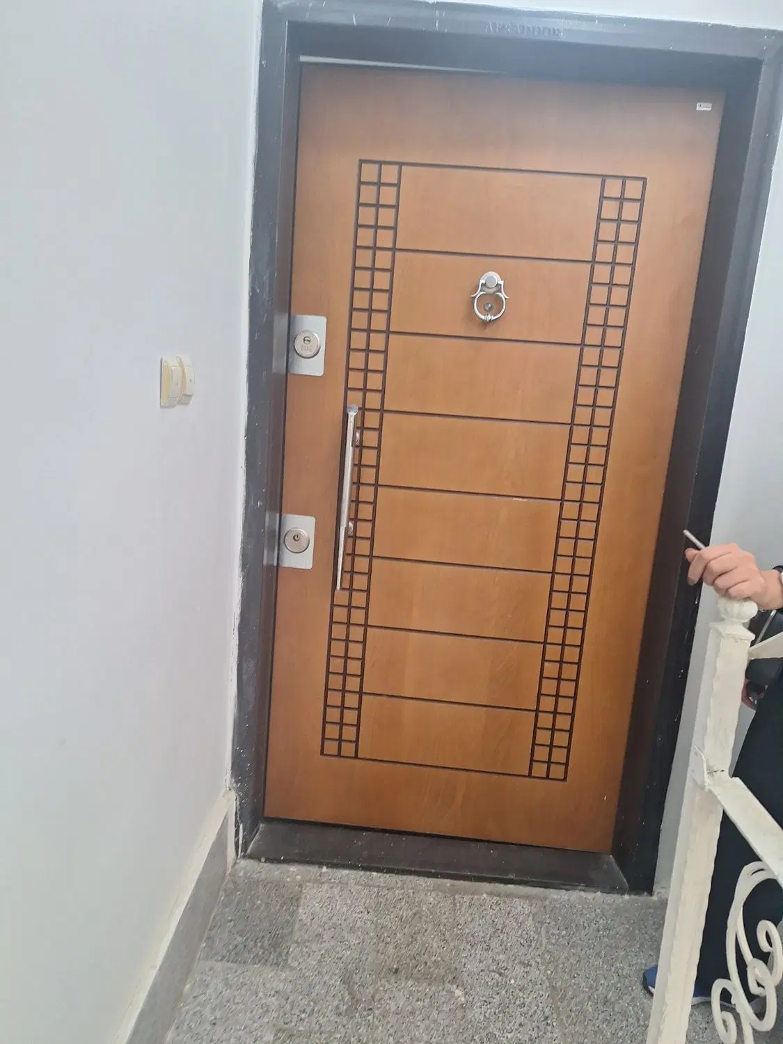 جلال ۵۴ طبقه اول ۸۰متر