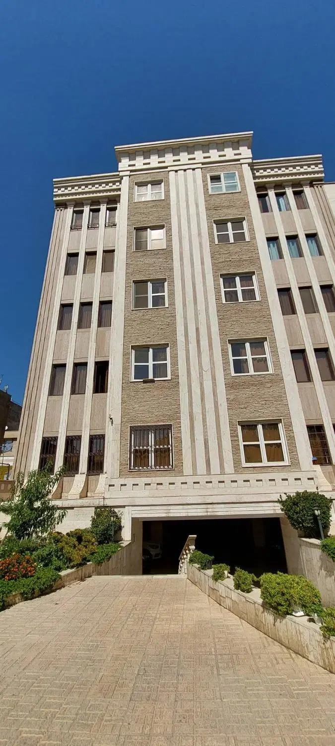 ۸۵متر ۲ خواب در بهترین لوکیش گلشهر