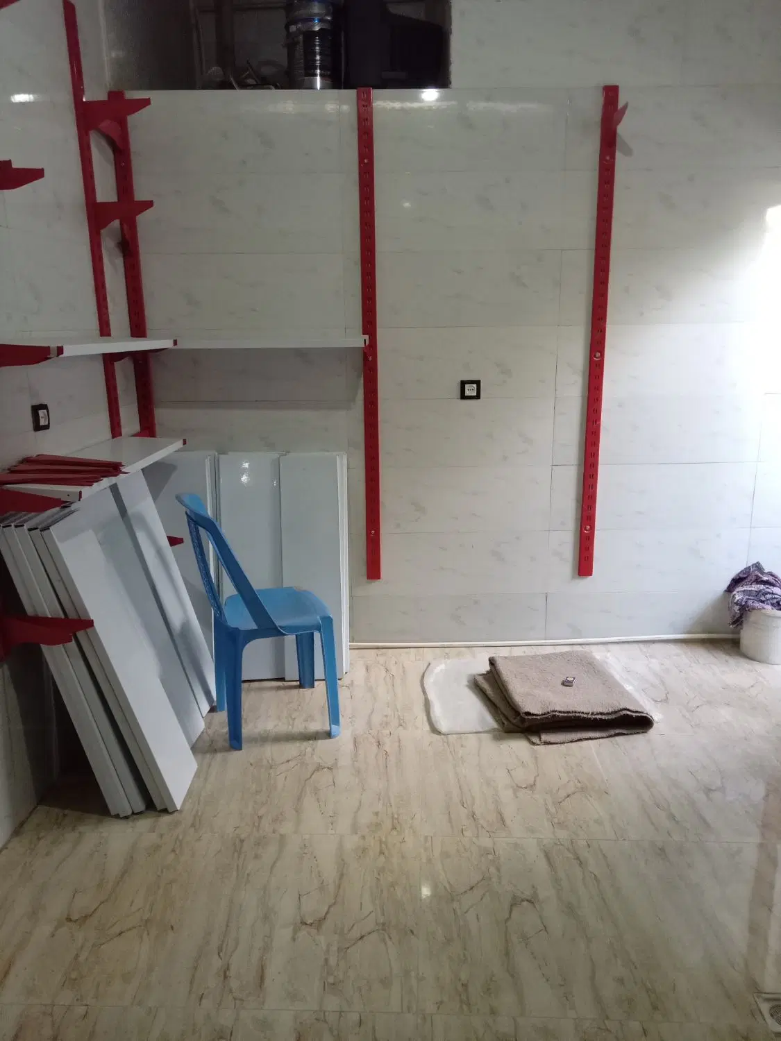 مغازه ۱۲متری واقع نوکان