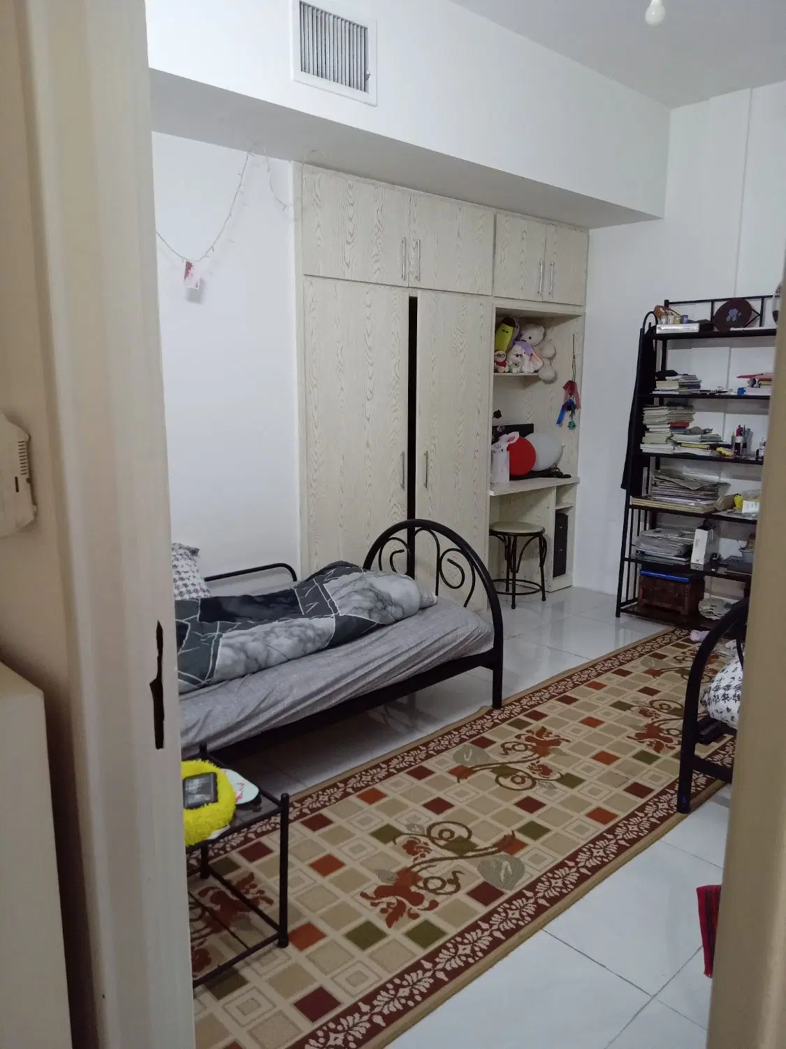 یک واحد آپارتمان در ثنایی ۶