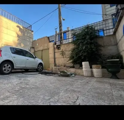 خانه دربستی شمالی یک طبقه