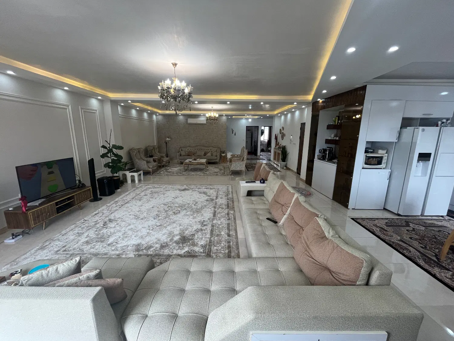 واحد۱۷۳ متری سنددار توشیبا سندی