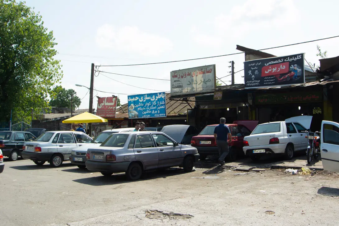 فروش زمین تجاری بر جاده اصلی دو بر