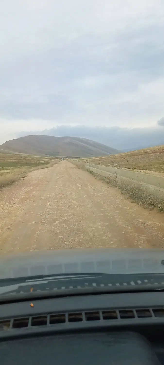 زمین جاده روانسر