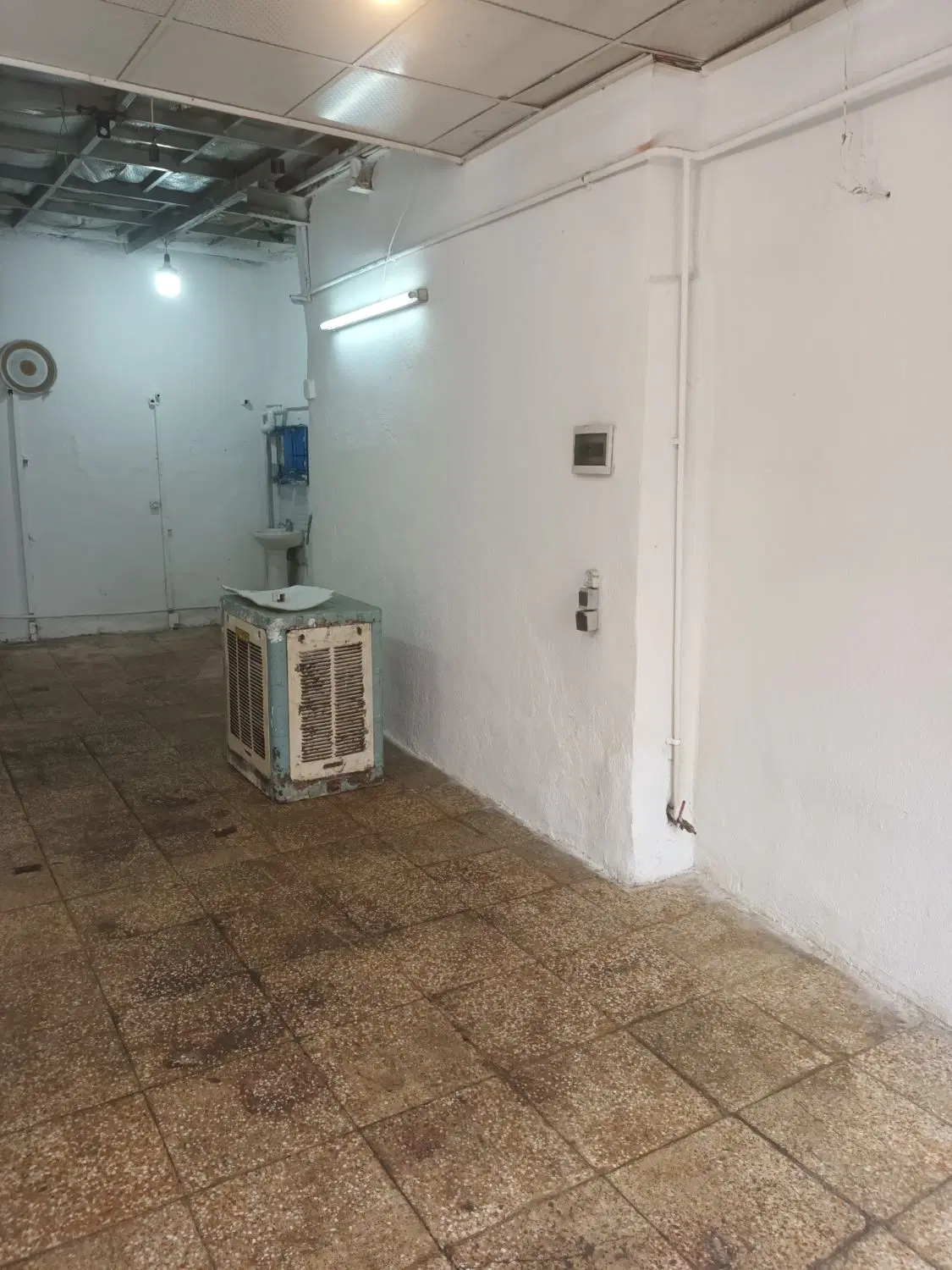 کارگاه ۳۰ متری