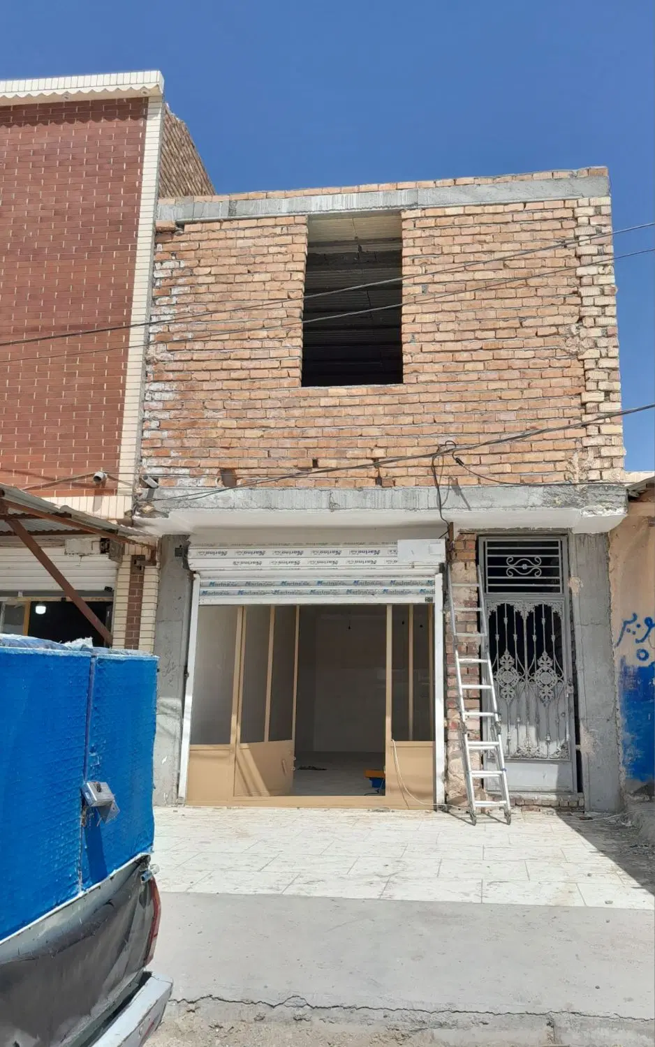 مغازه سر اتوبان محمدان