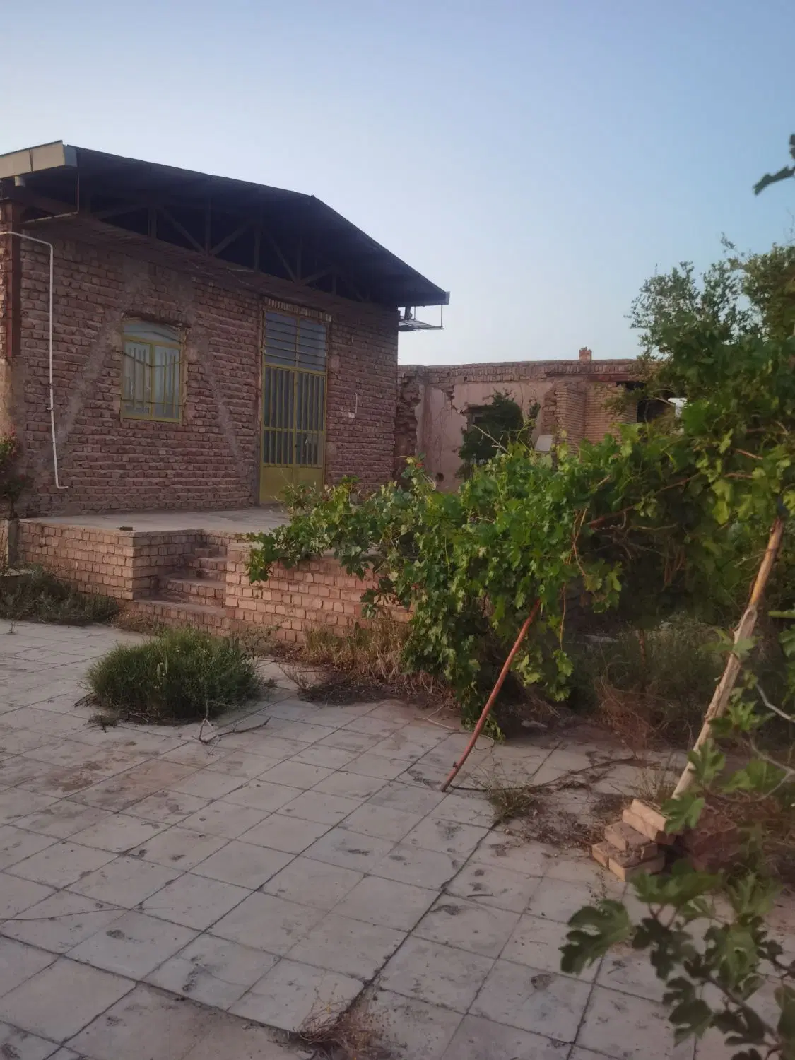 خونه باغ عبدل آباد فروشی