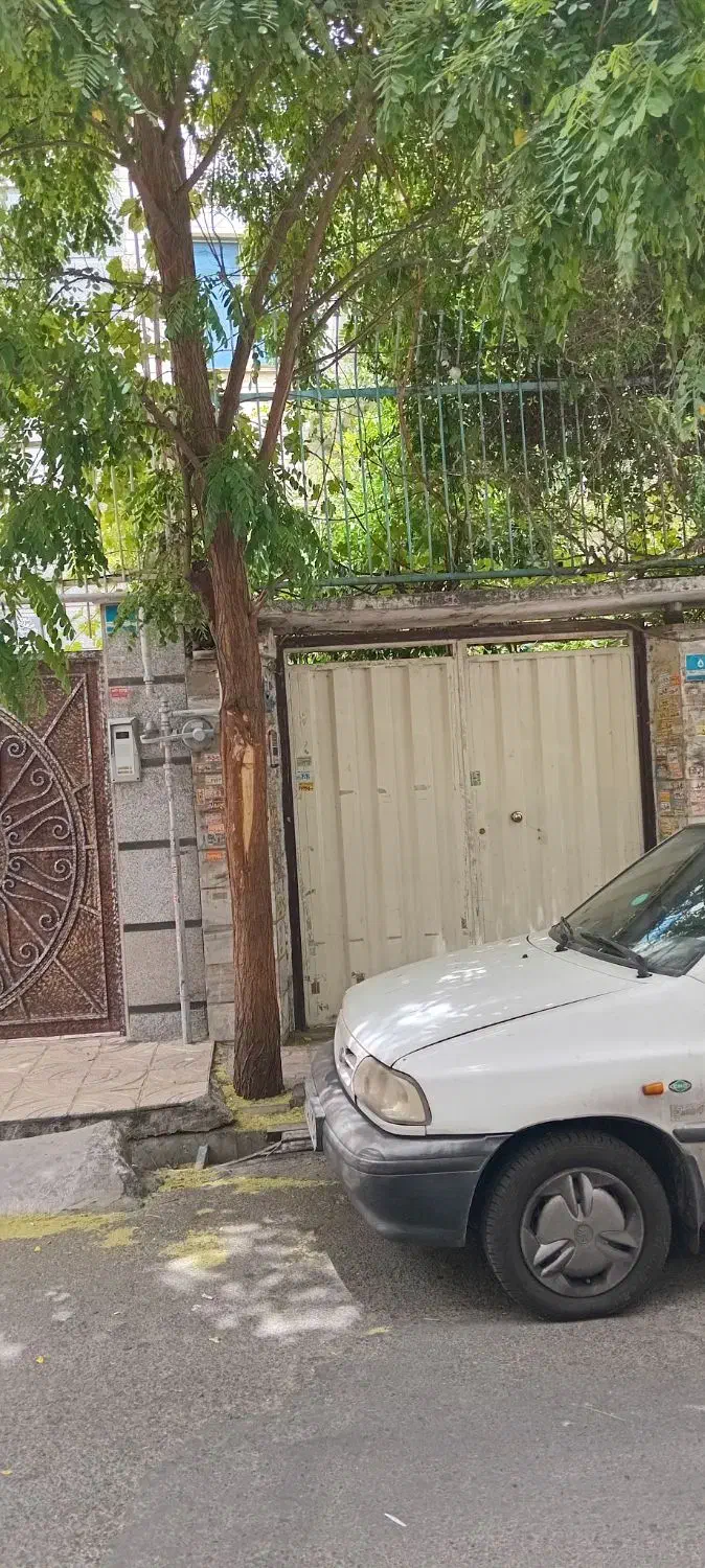 منزل مسکونی قدیمی