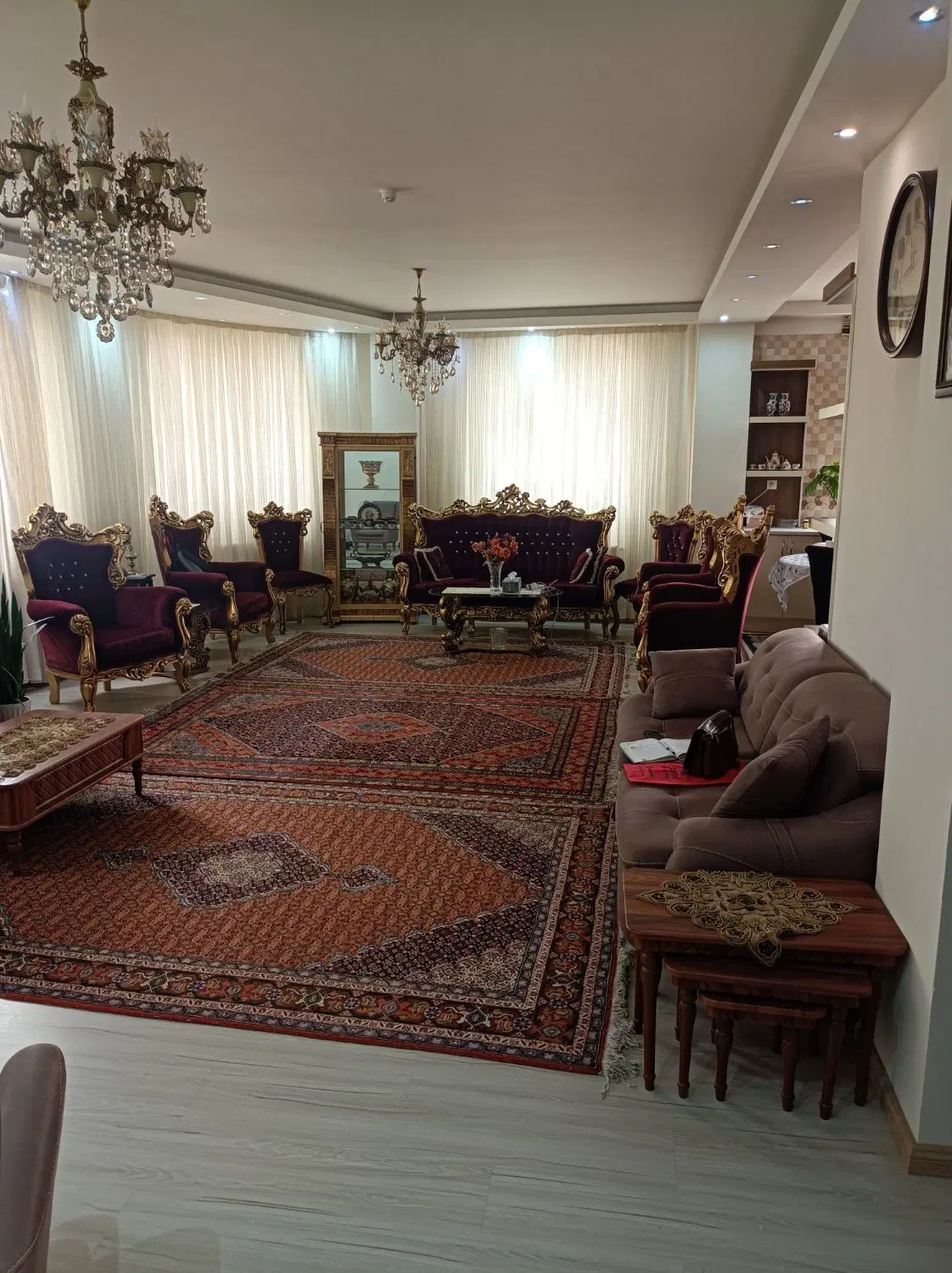 آپارتمان سعدی گلسار