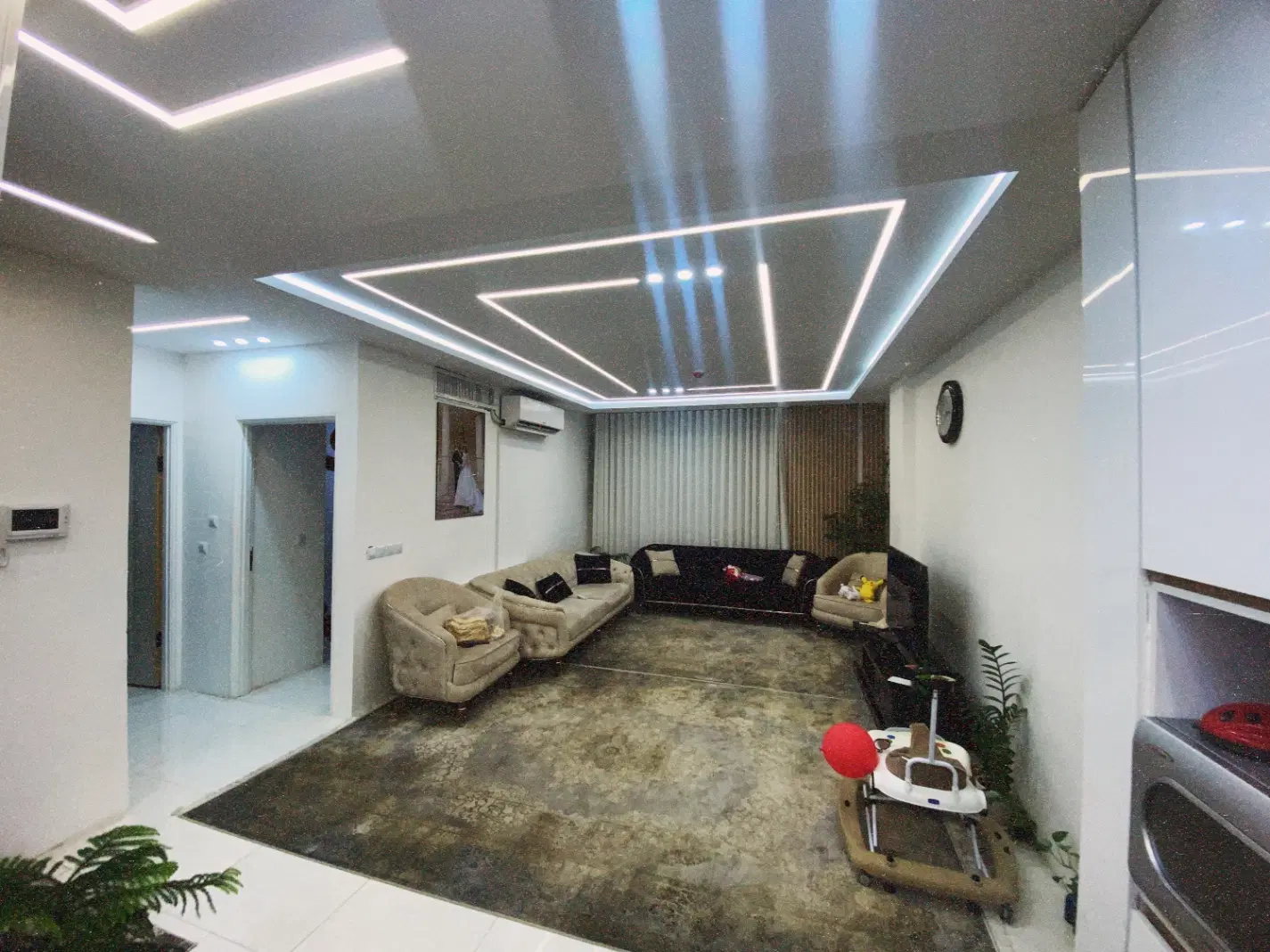 فروش آپارتمان ۲ خواب ۱۰۷ متری