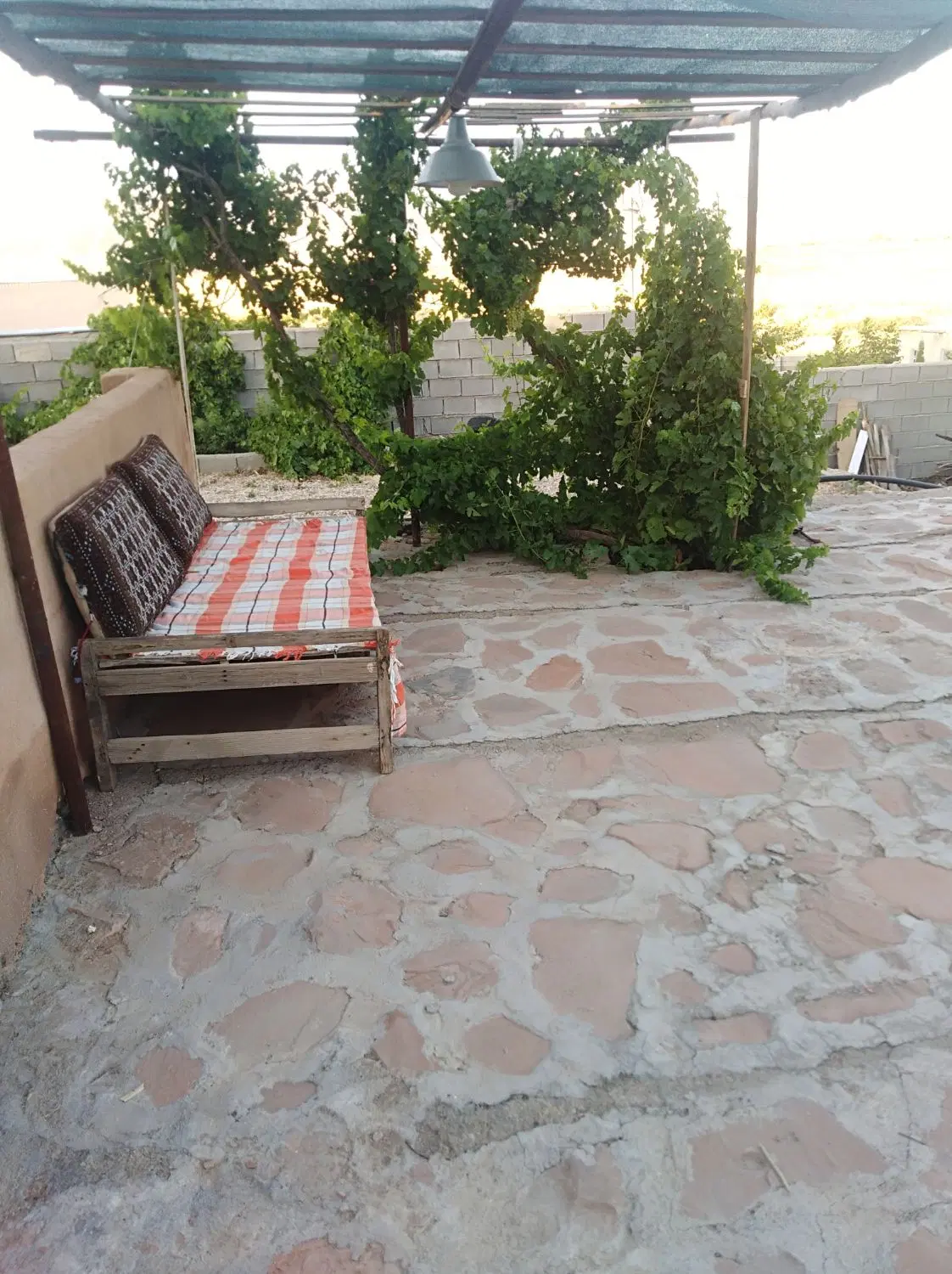 فروش خانه باغ دارنگون شیراز