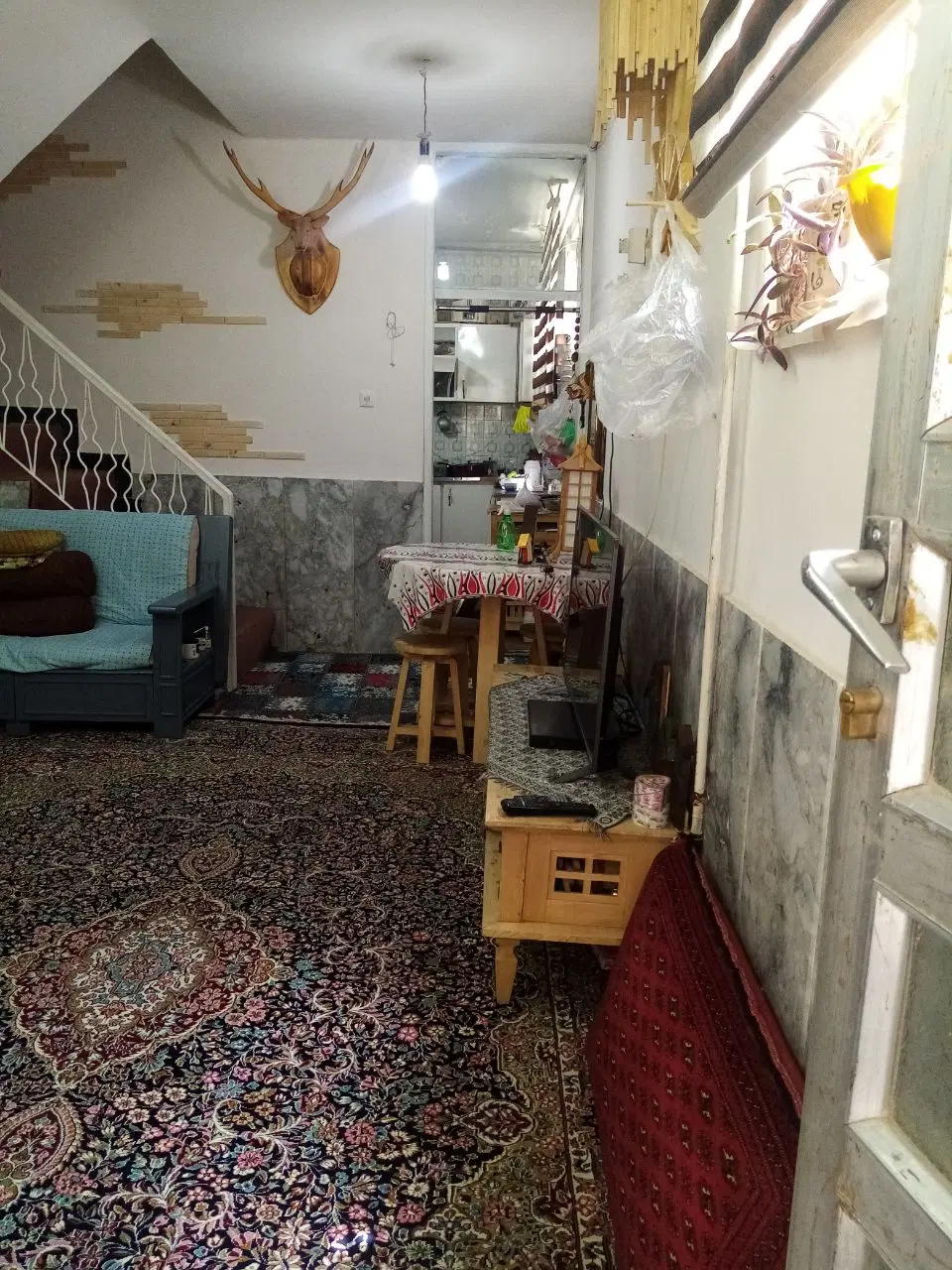 خانه ویلایی درحاشیه وحید