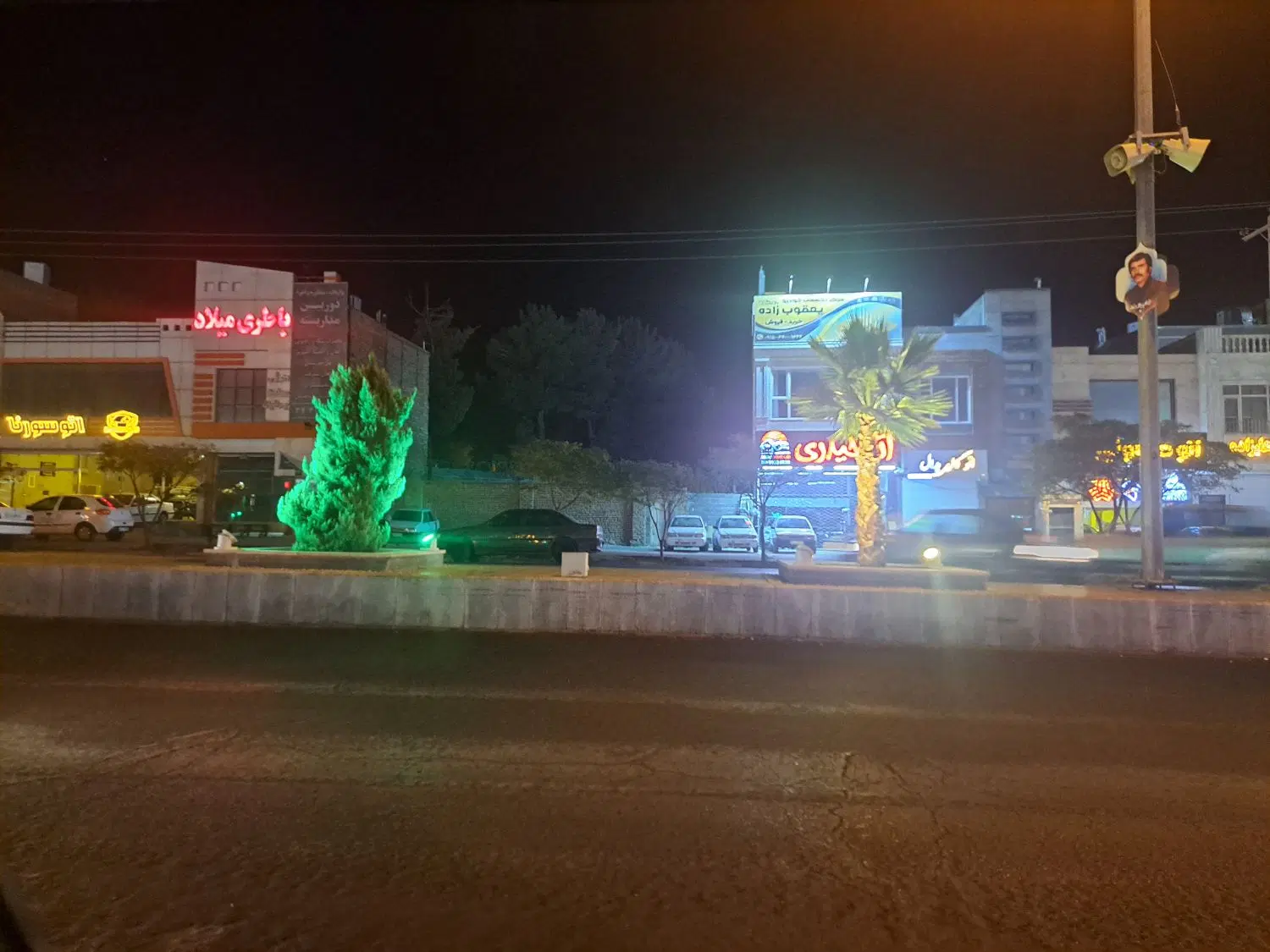 ۳قطعه تجاری حاشیه صیادهر قطعه ۶۰ متر