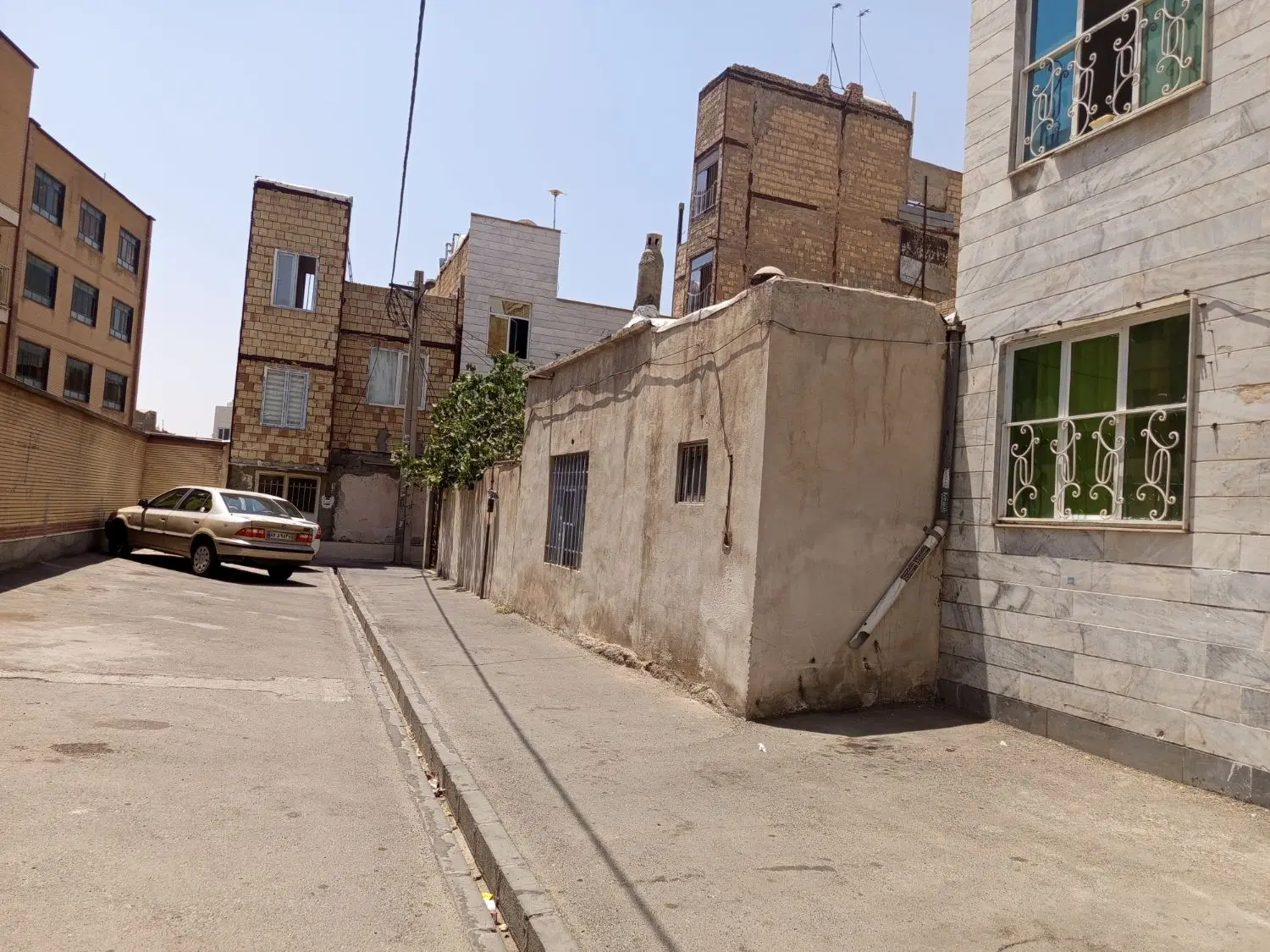 فروش ویلایی ۱۶۵ متری _ و مشارکت ۷۵ _ قابل تجمیع