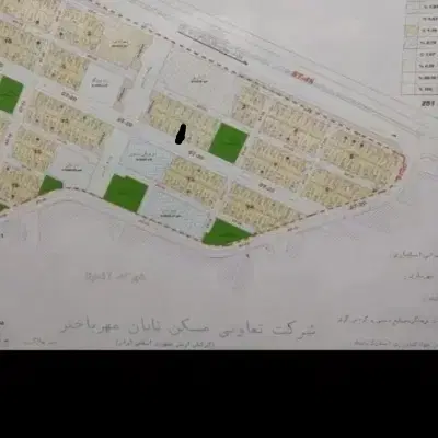 زمین ۲۰۰ متری بر ۲۰ متری